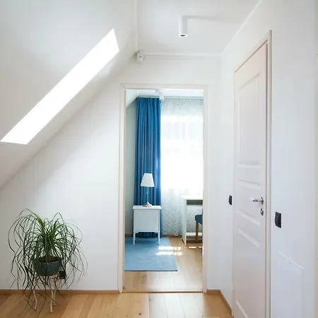 Valgevilla Apartment *