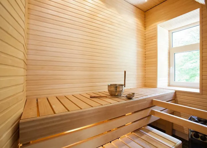 Valgevilla * Тойла